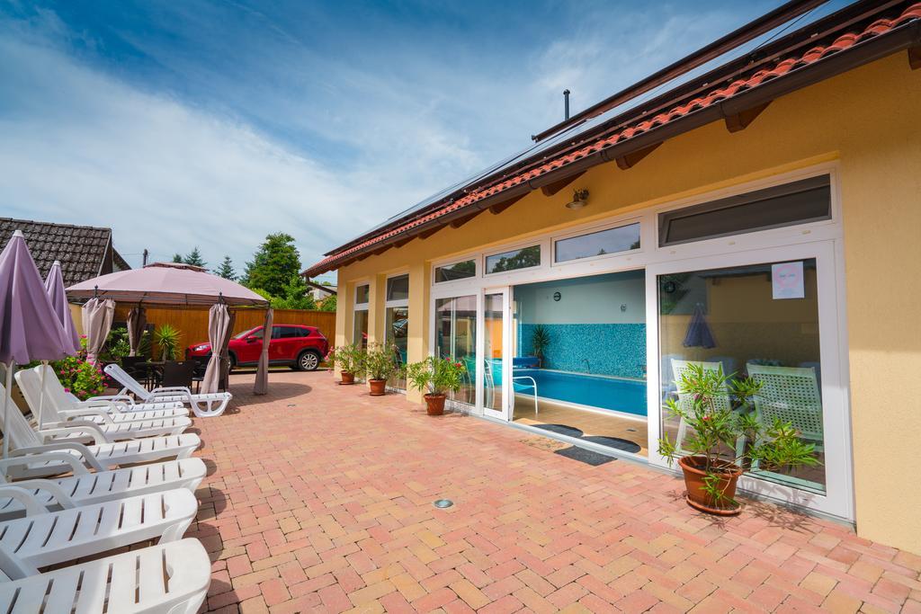 Balaton Colors Beach Hotel Сиофок Екстериор снимка