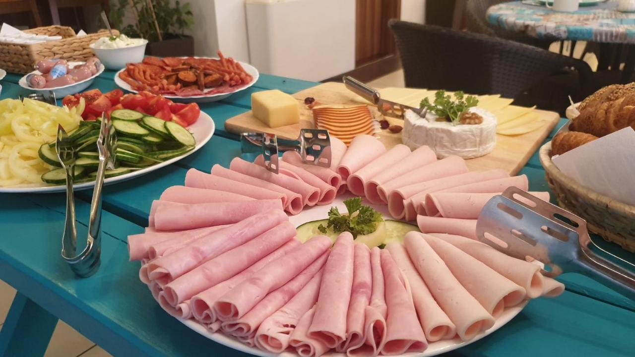 Balaton Colors Beach Hotel Сиофок Екстериор снимка
