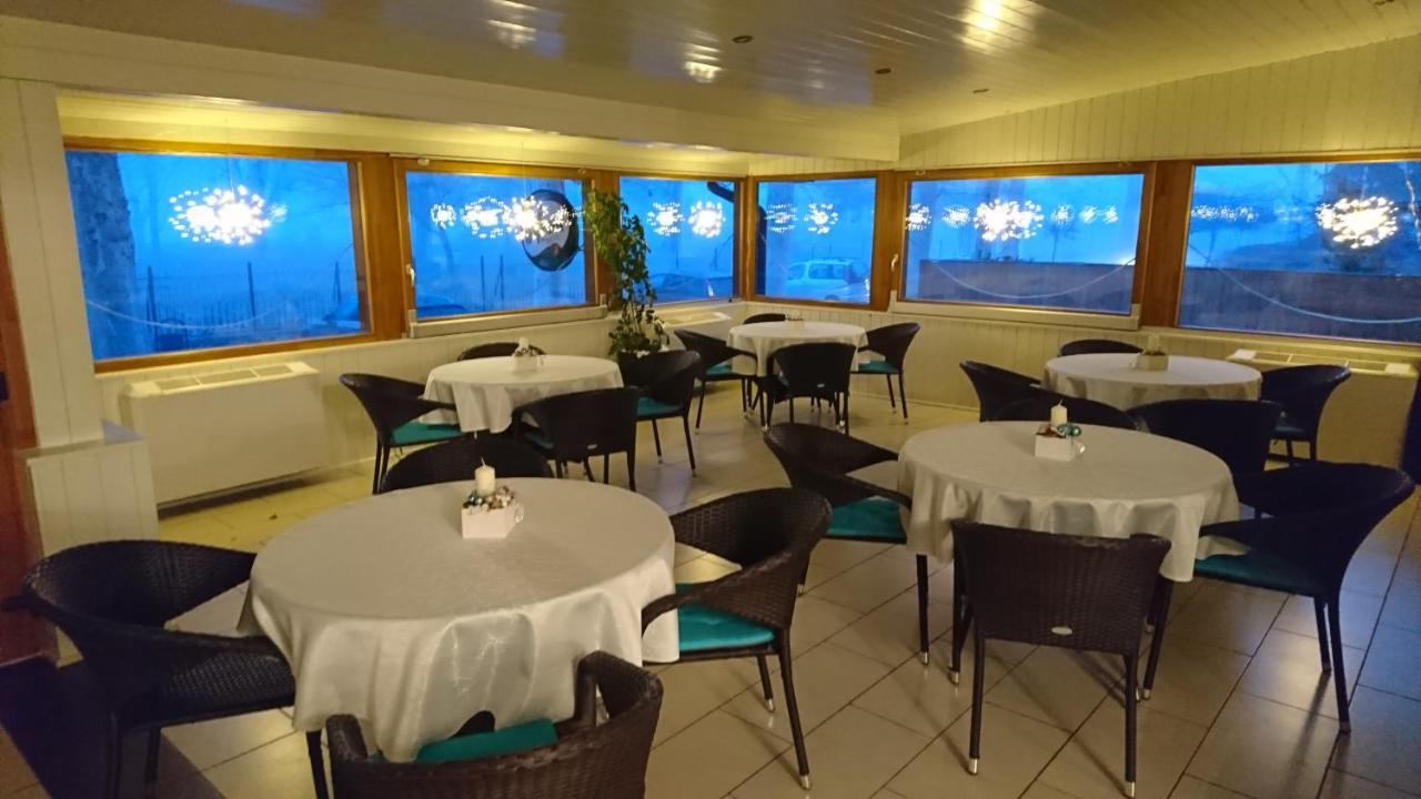 Balaton Colors Beach Hotel Сиофок Екстериор снимка